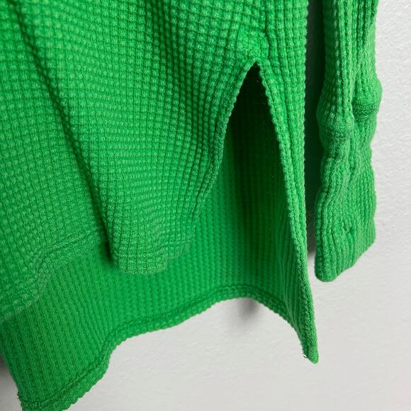 Offline By Aerie Medium Bright Green Waffle Thermal Henley Long Sleeve Shirt - Picture 5 of 10